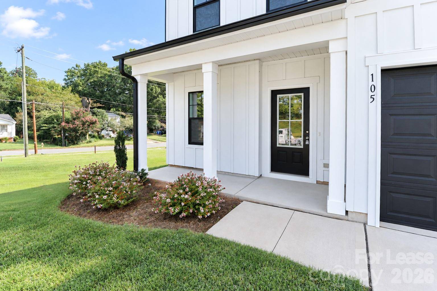 105 Silverwood CT, Mooresville, NC 28115