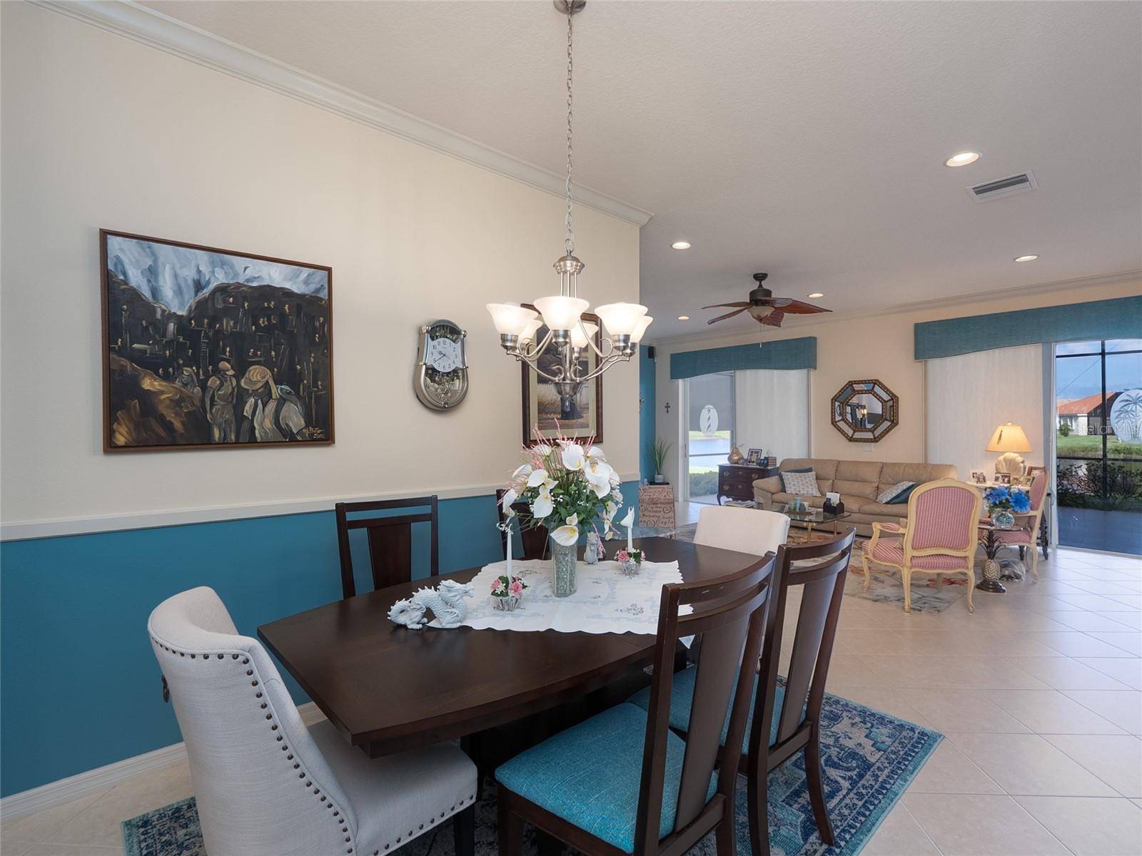 6725 41ST STREET CIR E, Sarasota, FL 34243