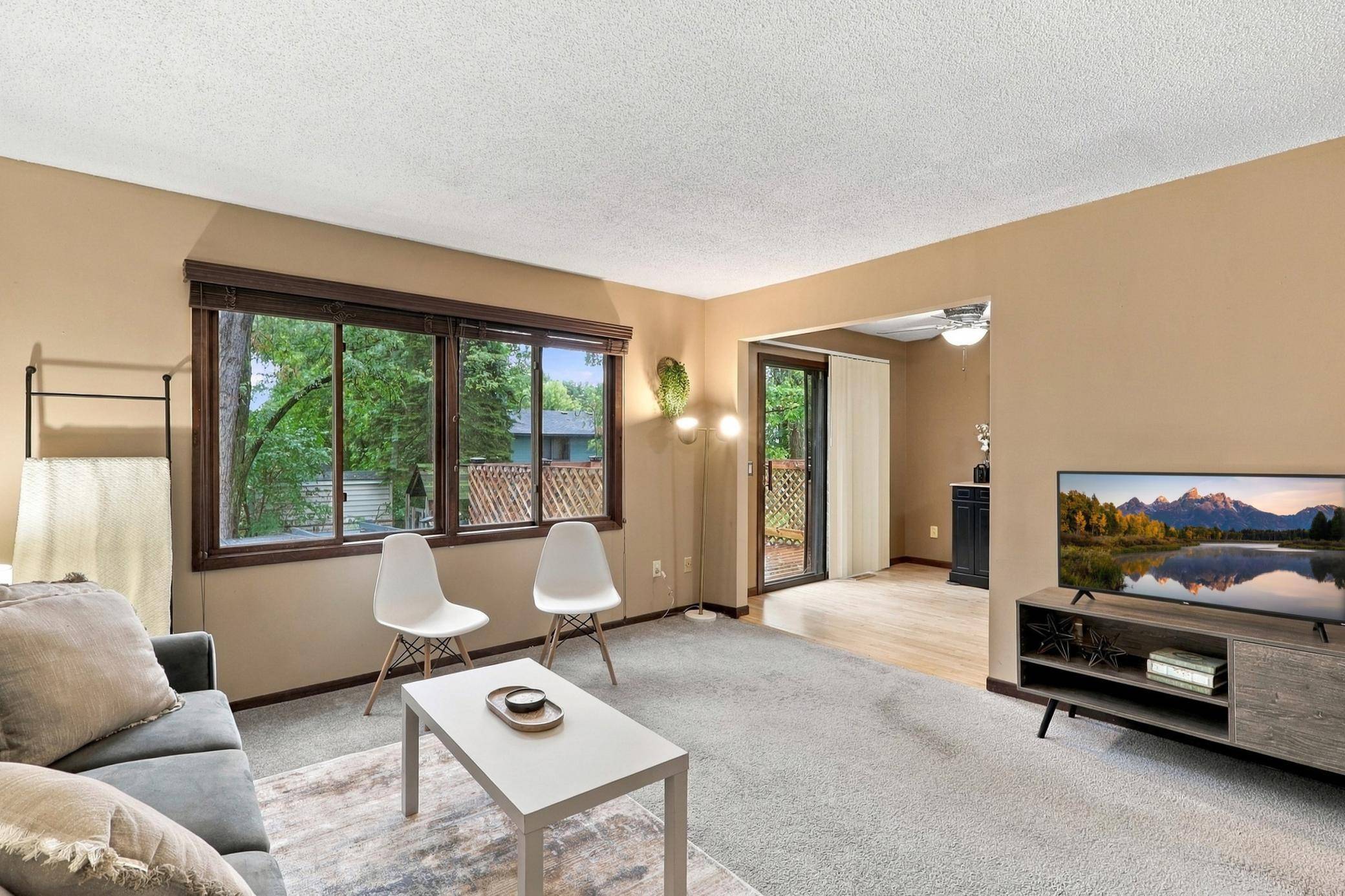 718 73rd WAY N, Brooklyn Park, MN 55444