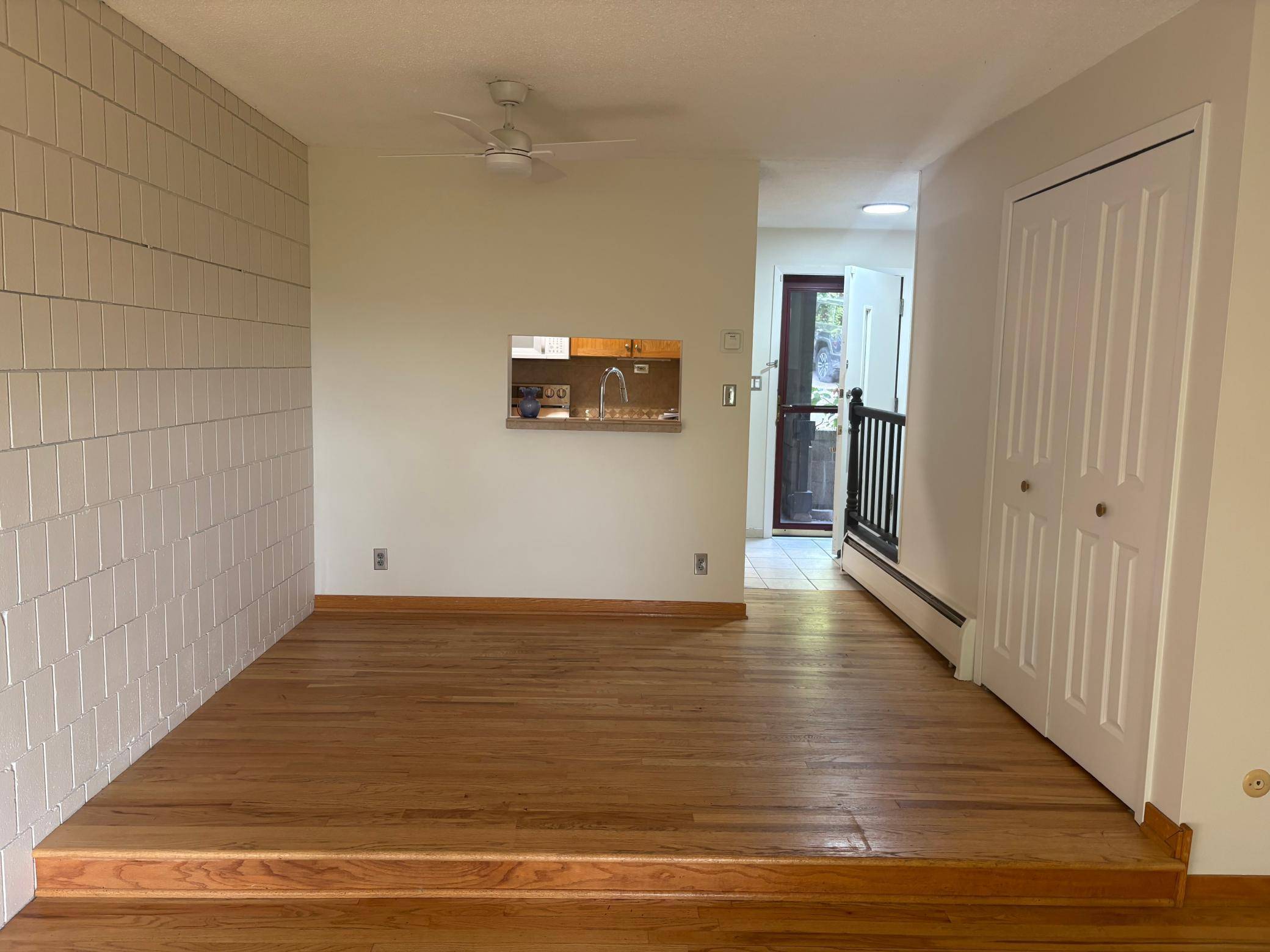 380 Ramsey ST #3A, Saint Paul, MN 55102