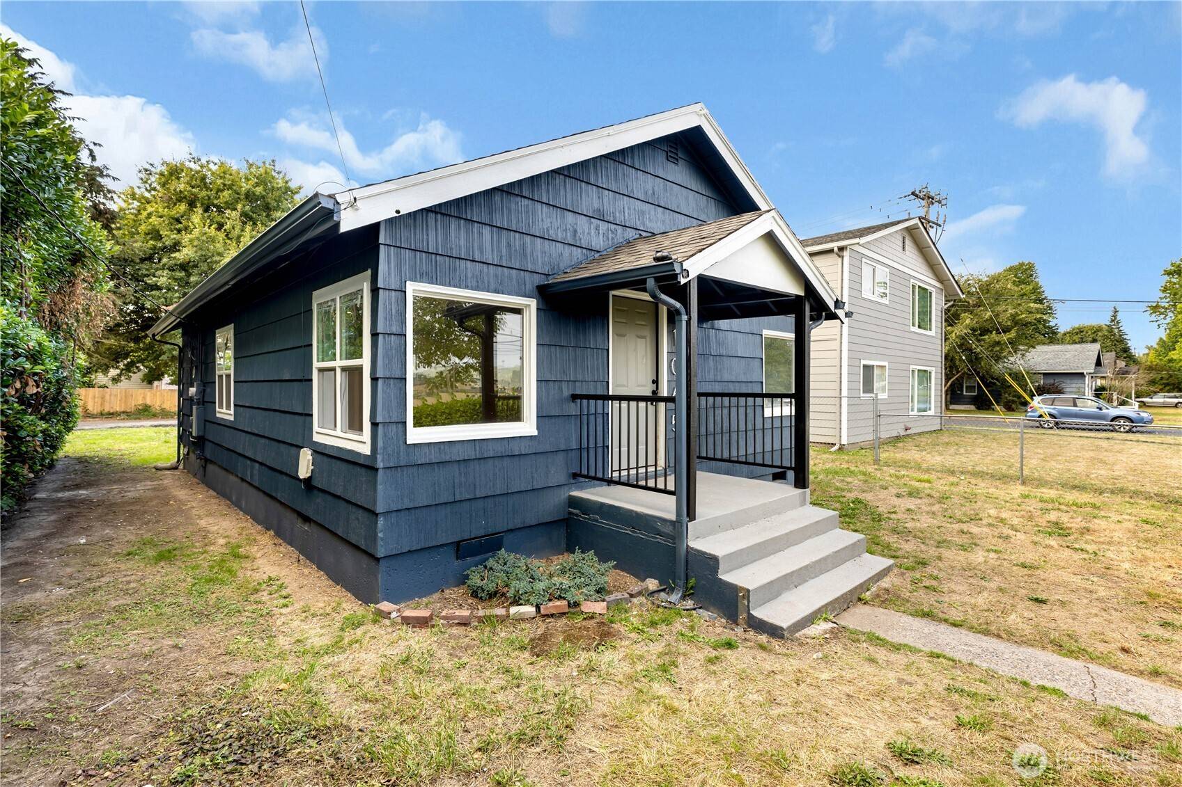 1065 7th AVE, Longview, WA 98632