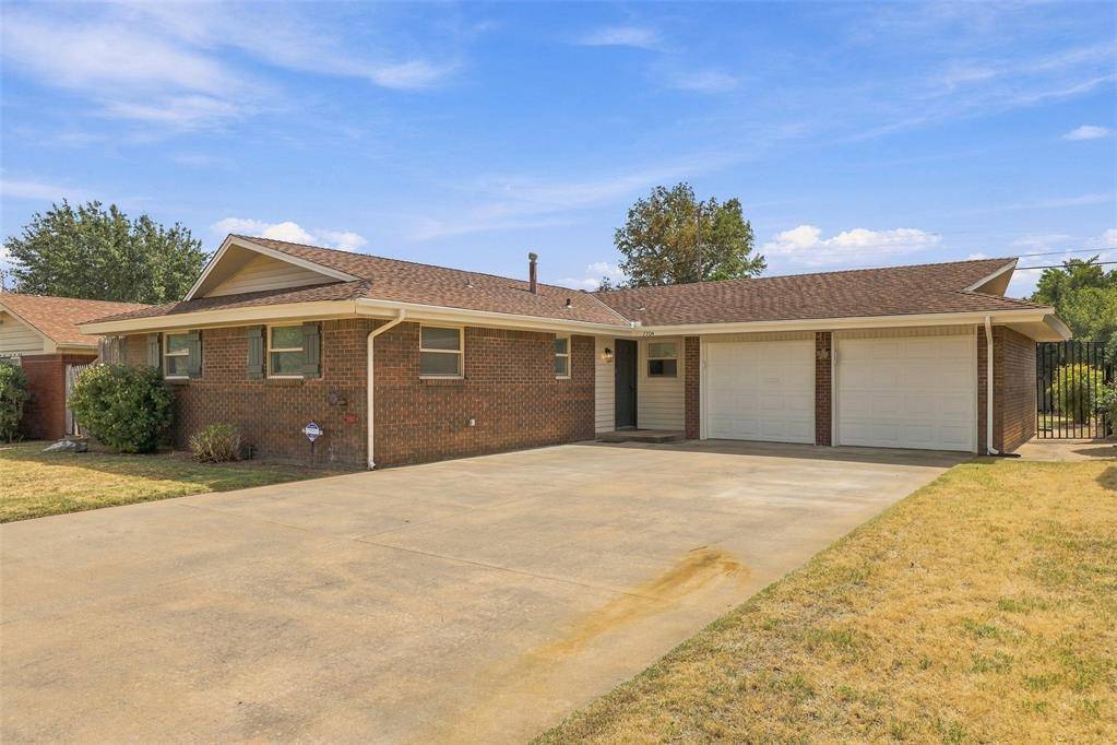 7704 NW 25th ST, Bethany, OK 73008