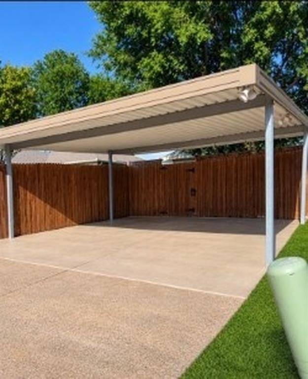 5826 Timbercrest Drive, Arlington, TX 76017