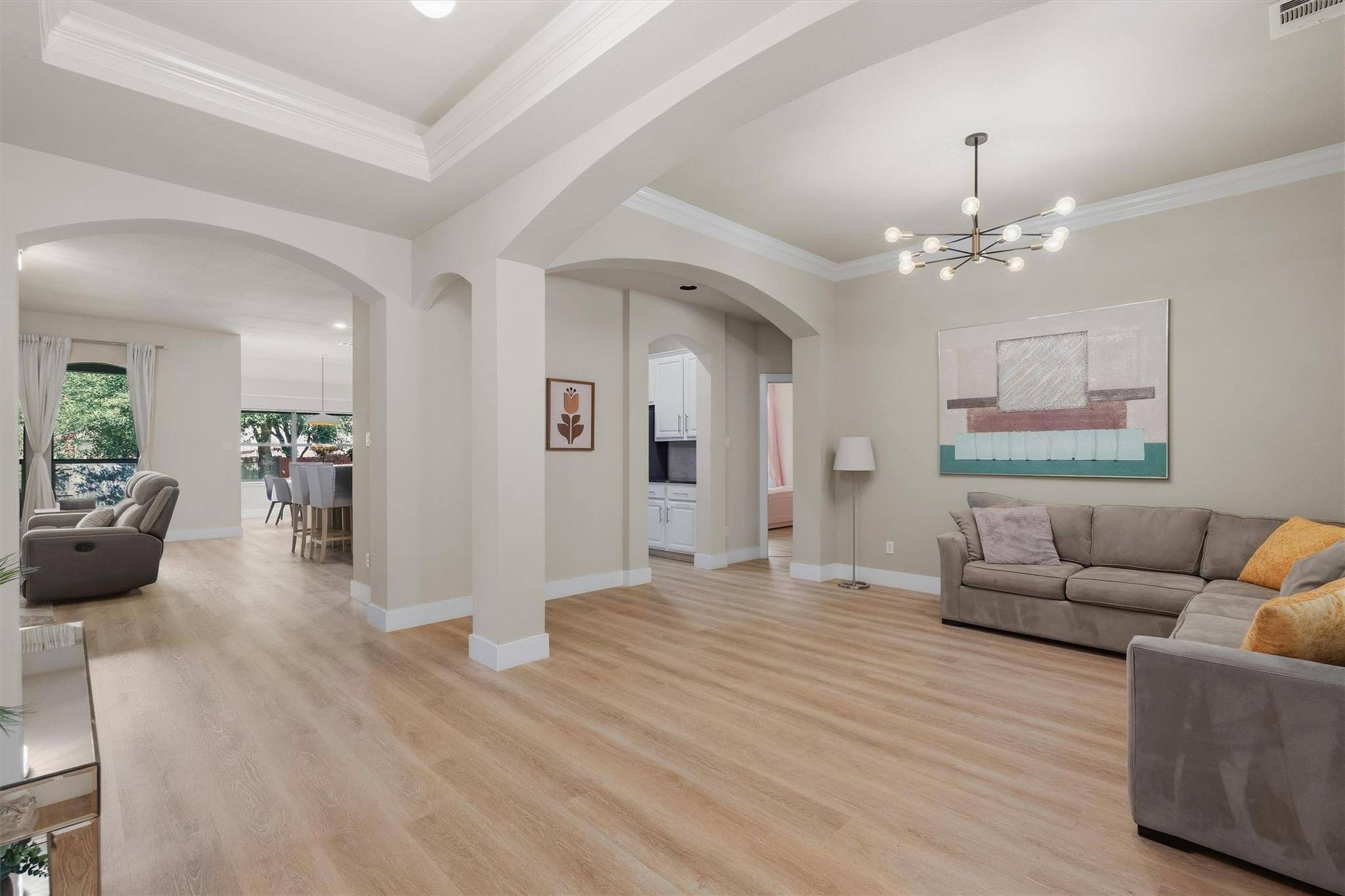 10113 Loxley LN, Austin, TX 78717