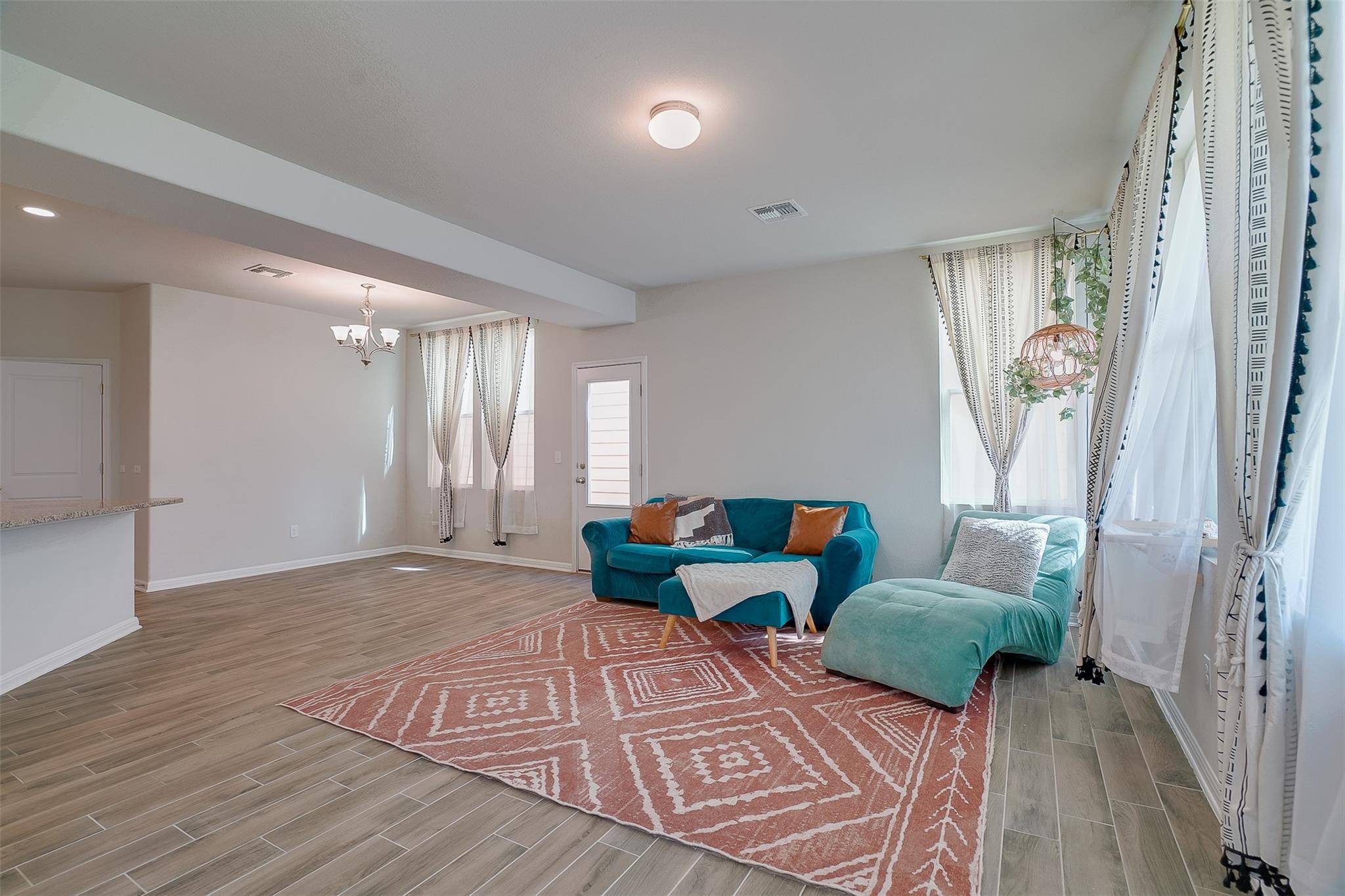 208 Martha LN, Kyle, TX 78640
