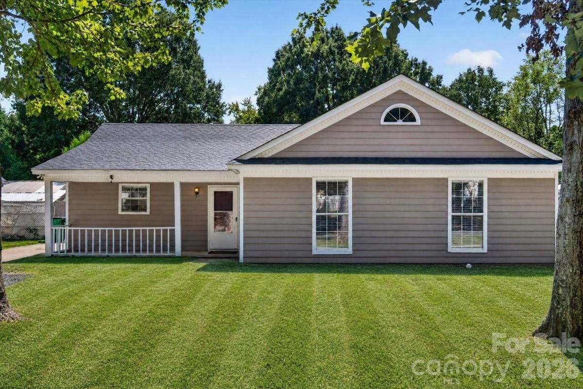 8006 Sheringham WAY, Charlotte, NC 28227