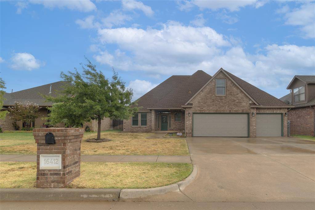 16412 Old Oak DR, Edmond, OK 73013