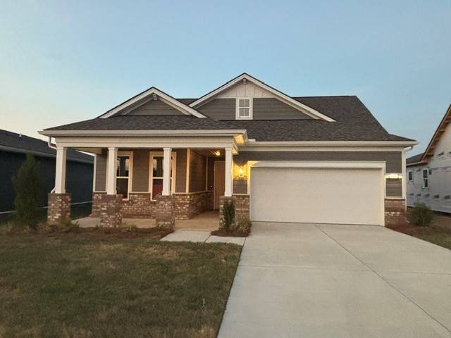 911 Bur Oak Rd, Lebanon, TN 37090