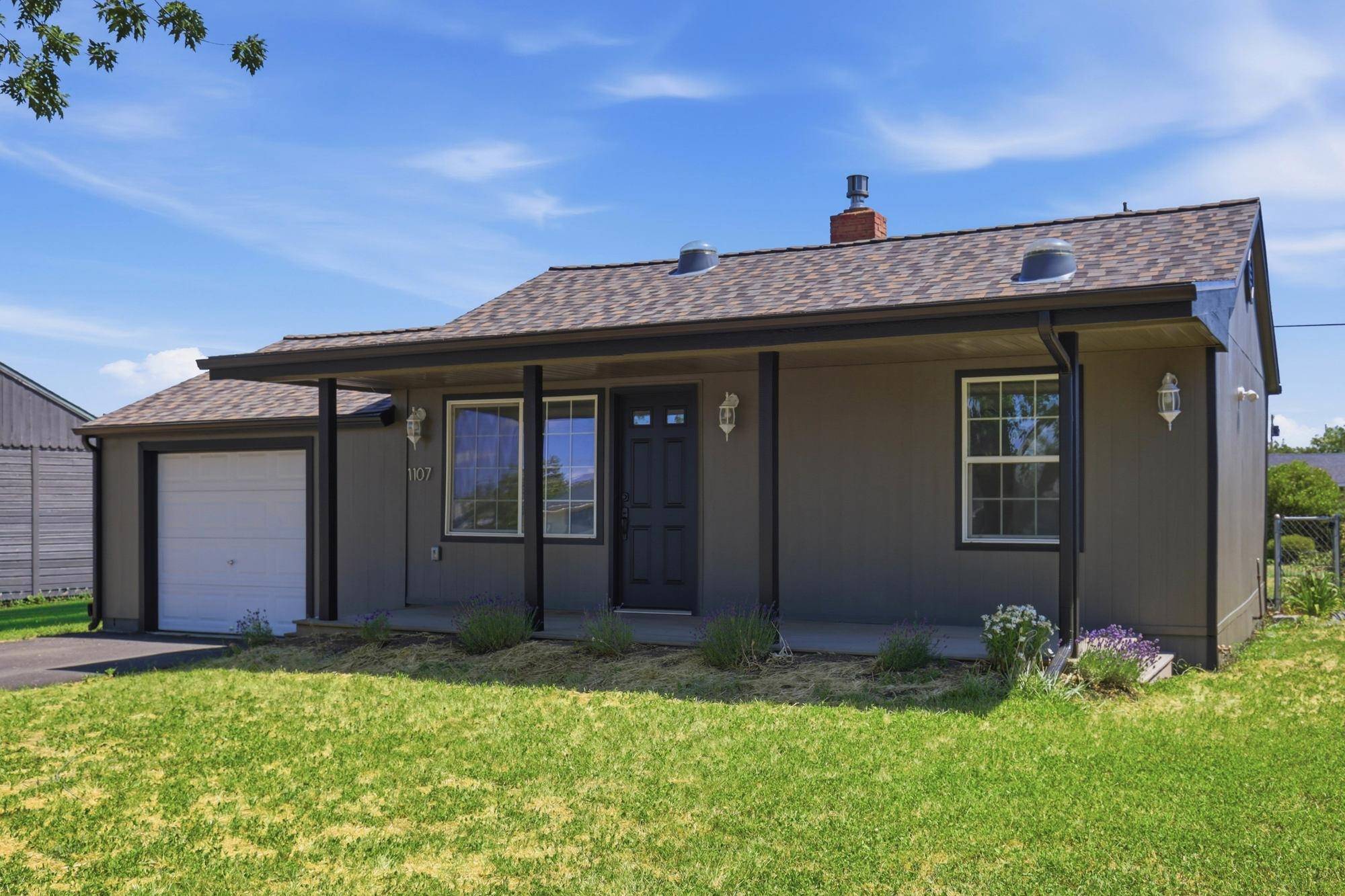 1107 S Lundstrom St, Airway Heights, WA 99001