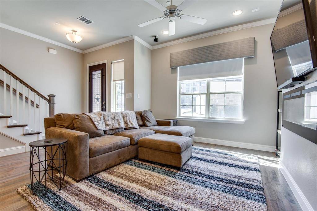 2821 Lindale Drive, Carrollton, TX 75010