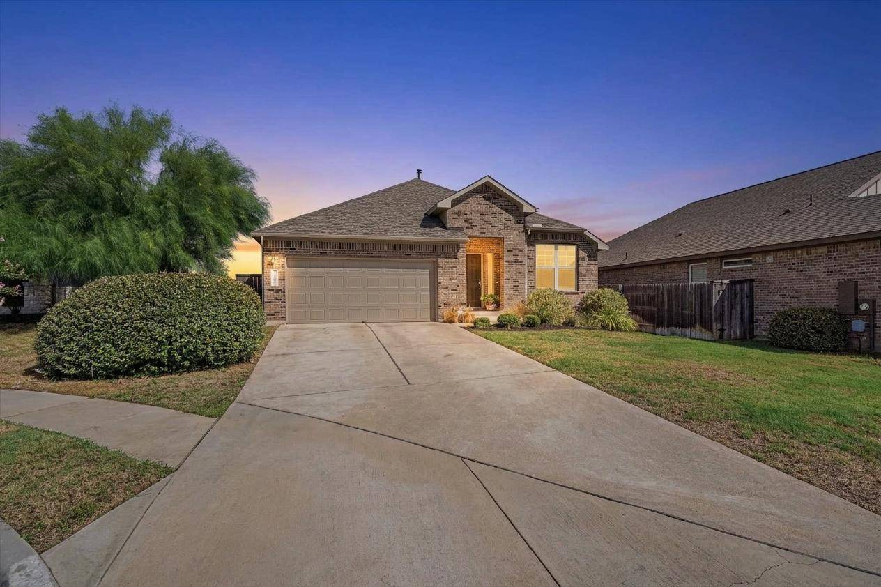 102 Patrick Herndon DR, Bastrop, TX 78602