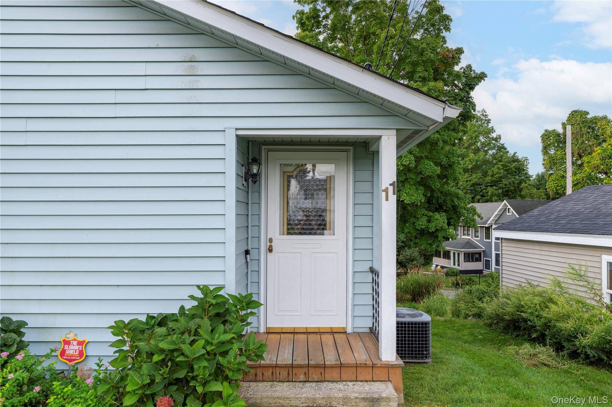 11 Academy ST, Beacon, NY 12508