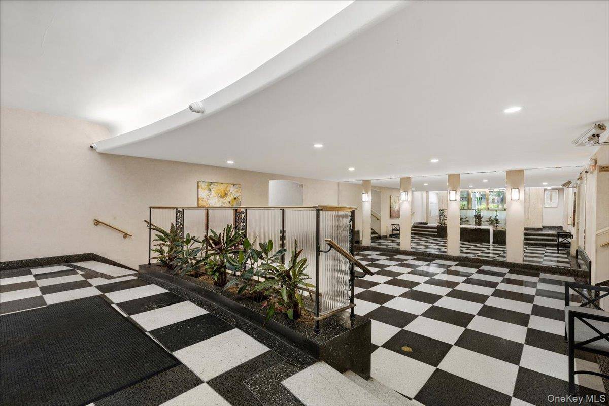 16 N Broadway #5C, White Plains, NY 10601