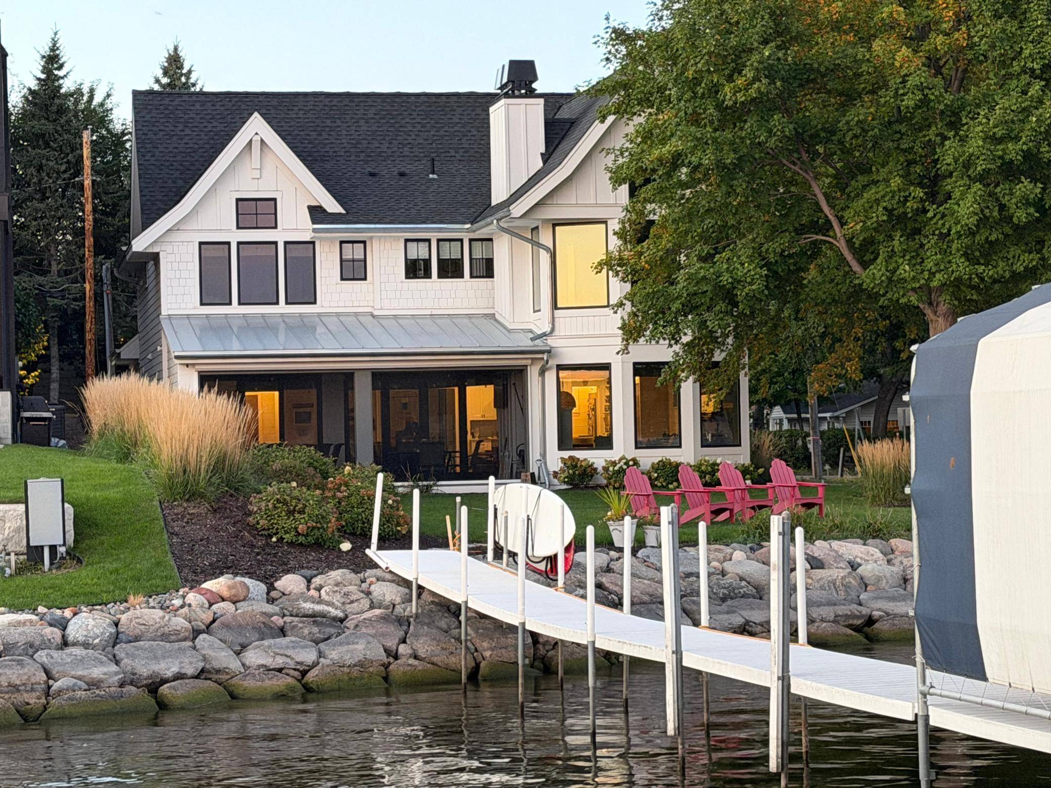 365 Lakeview AVE, Tonka Bay, MN 55331