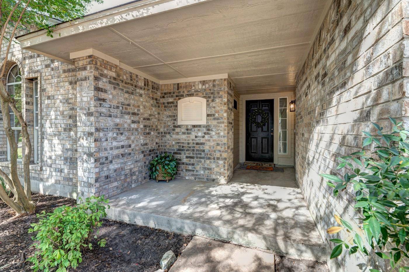 1114 Rolling Ridge DR, Round Rock, TX 78665