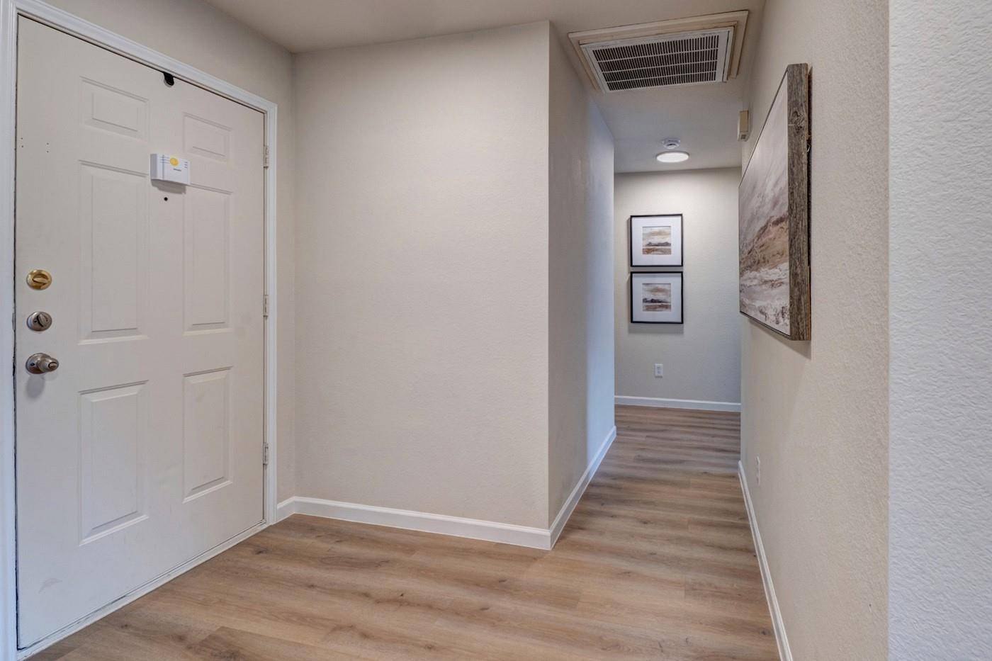1114 Rolling Ridge DR, Round Rock, TX 78665