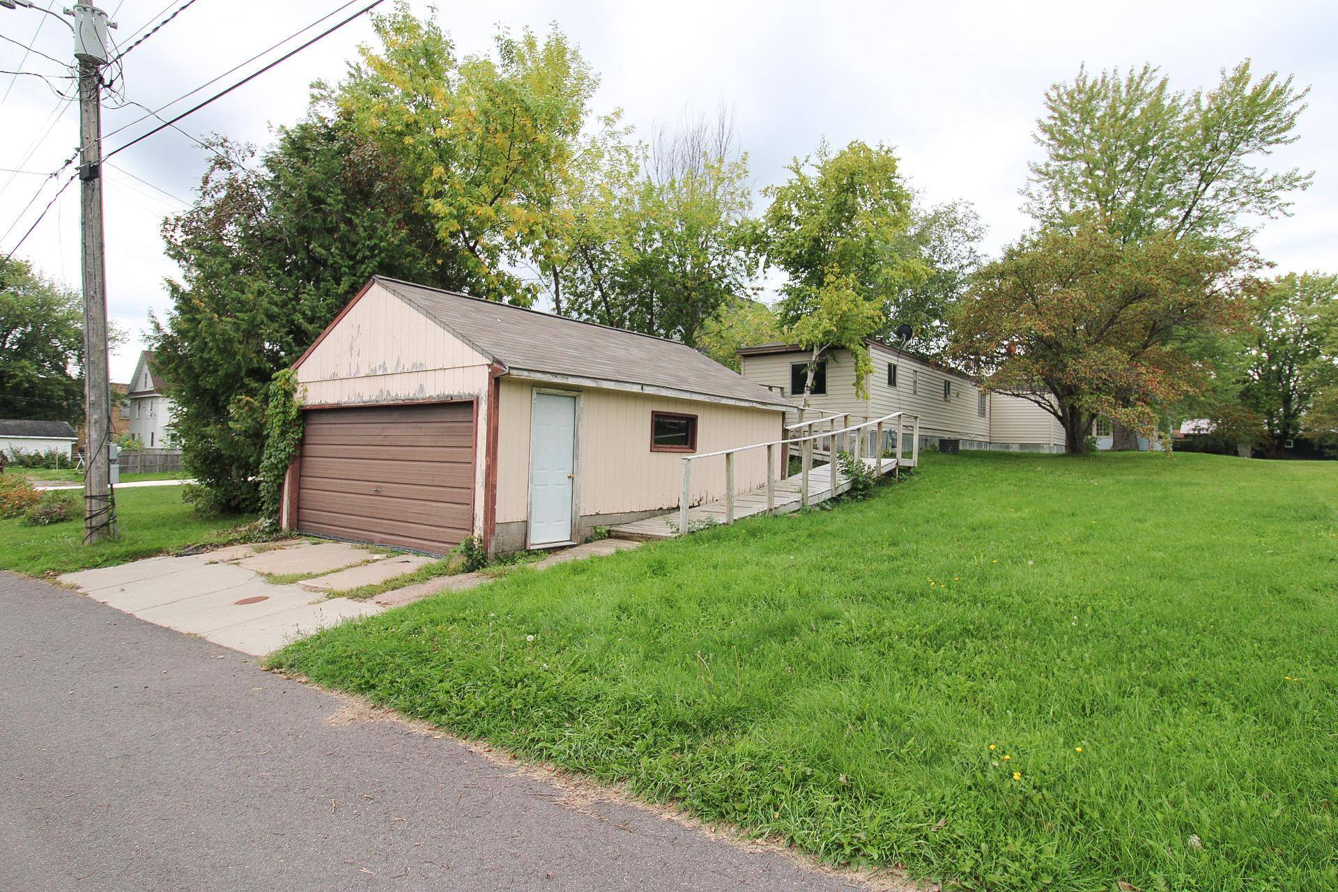 203 3rd AVE N, Biwabik, MN 55708