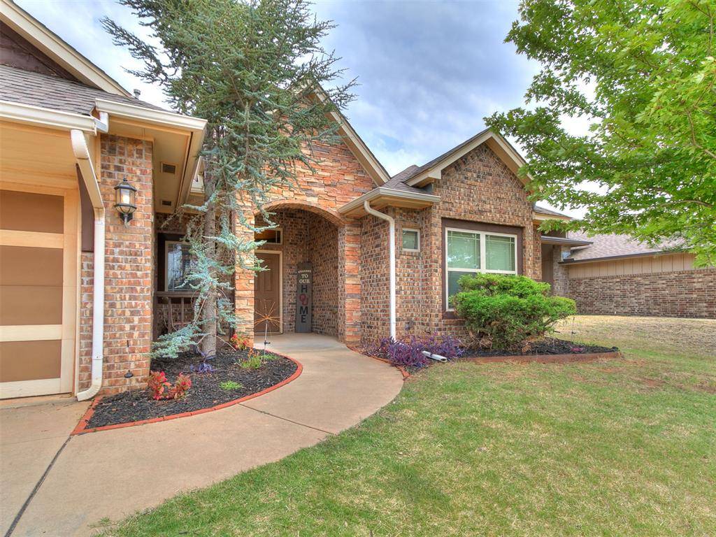 8425 NW 143rd TER, Oklahoma City, OK 73142