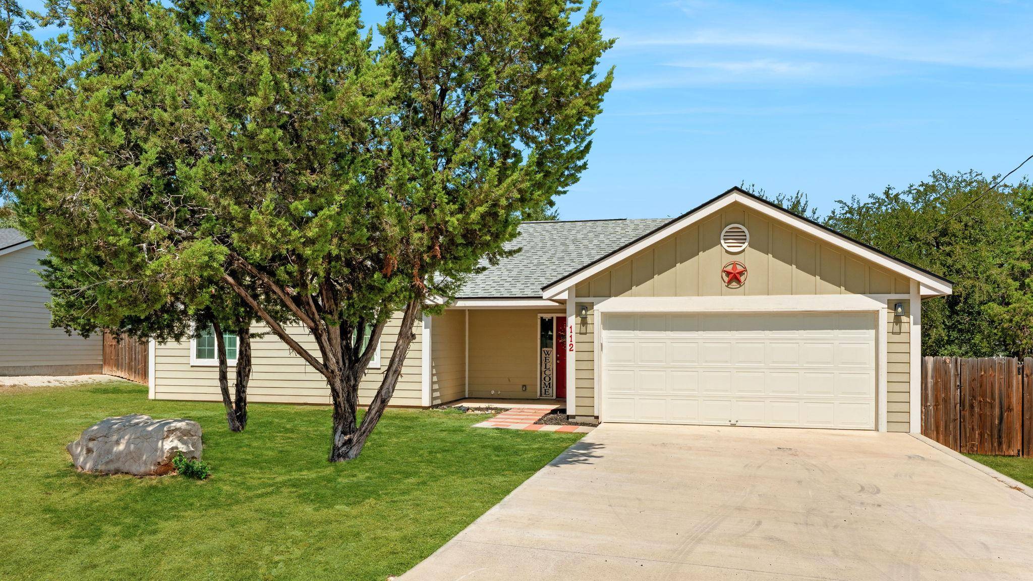 112 Brianna CIR, Johnson City, TX 78636