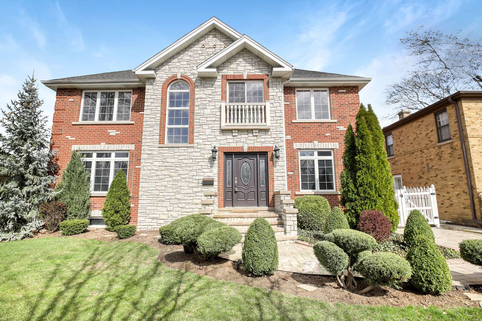 8105 N Oconto AVE, Niles, IL 60714