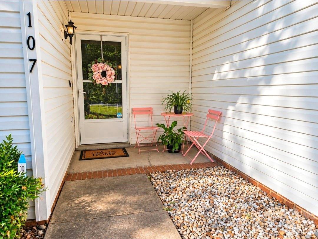 107 E Panther Creek RD, Troutman, NC 28166
