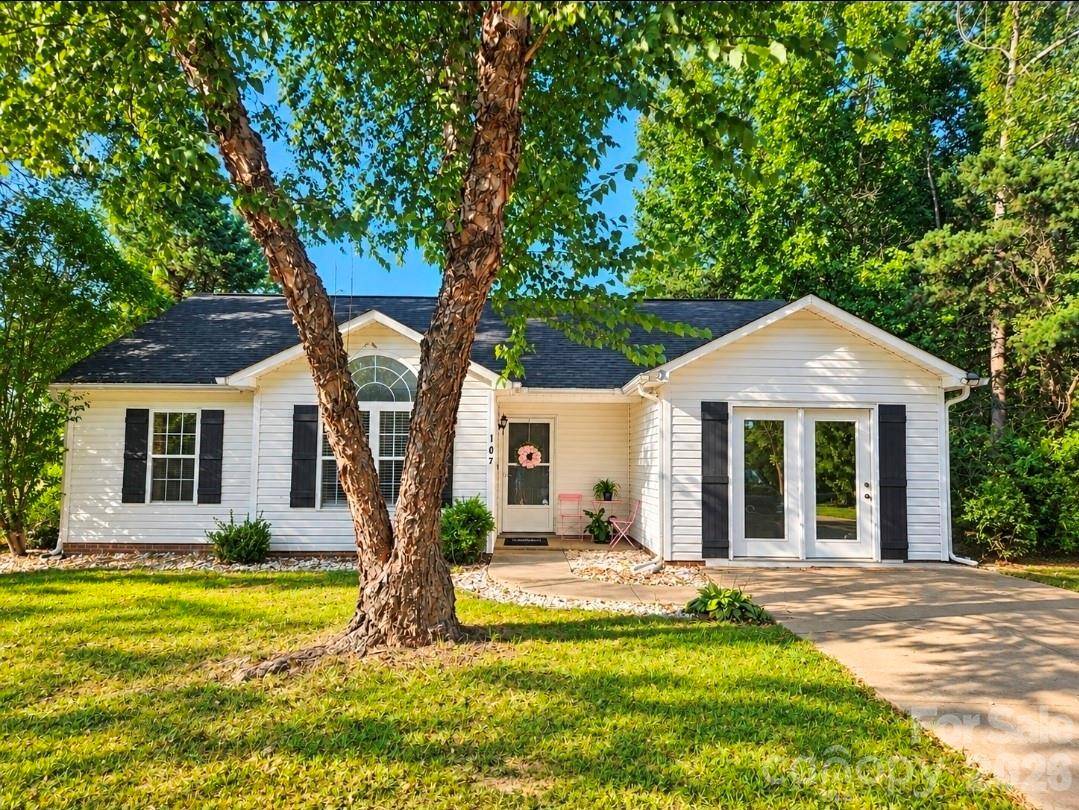 107 E Panther Creek RD, Troutman, NC 28166