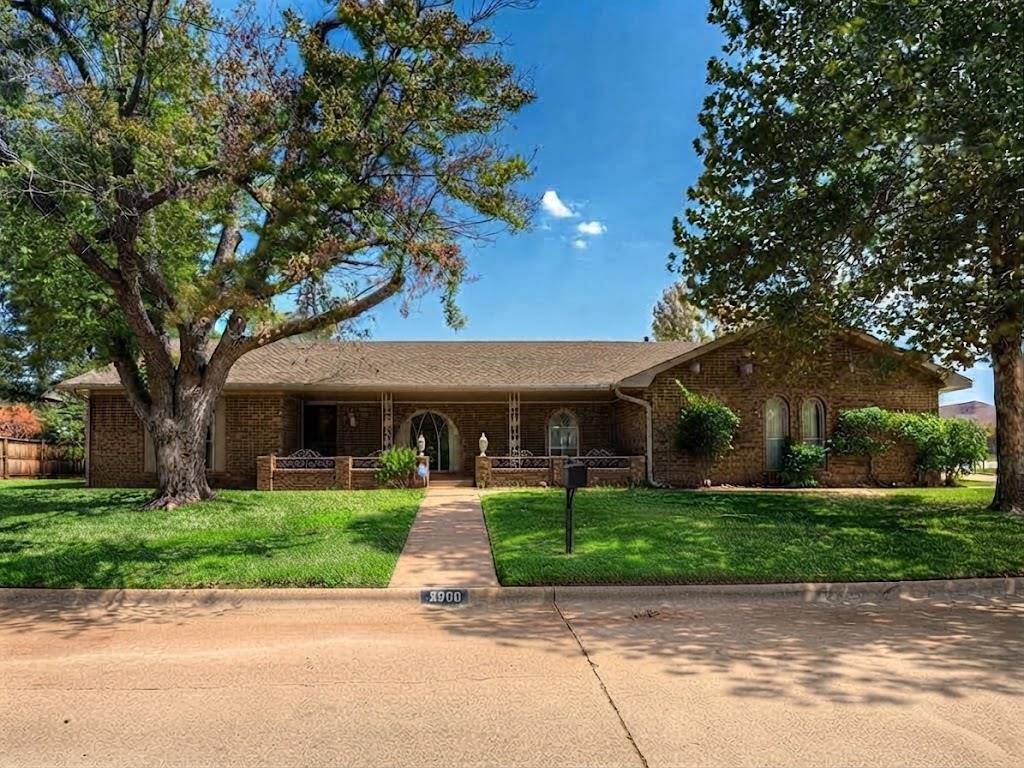 8900 Sheringham DR, Oklahoma City, OK 73132