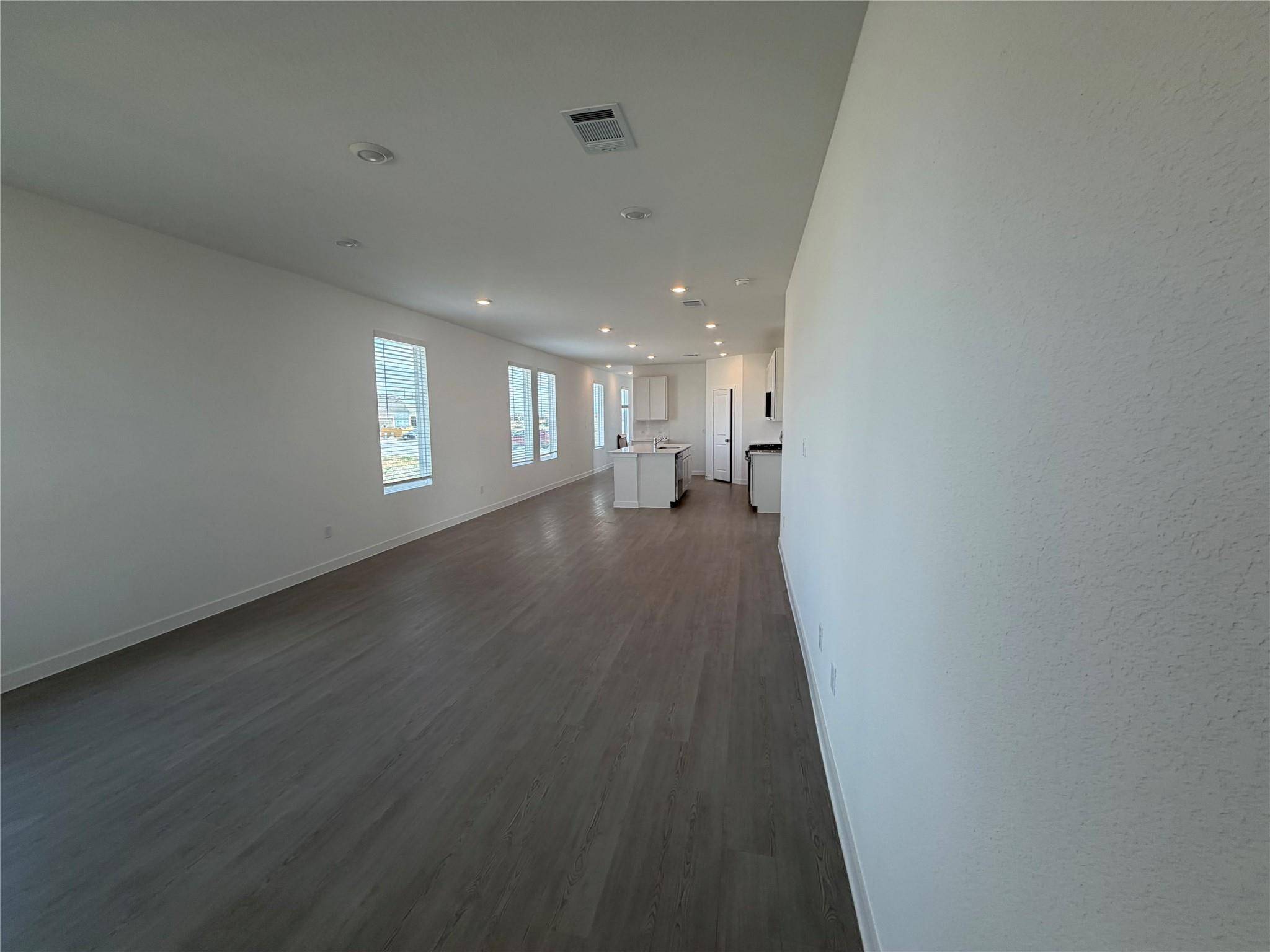 108 Mets WAY, Hutto, TX 78634