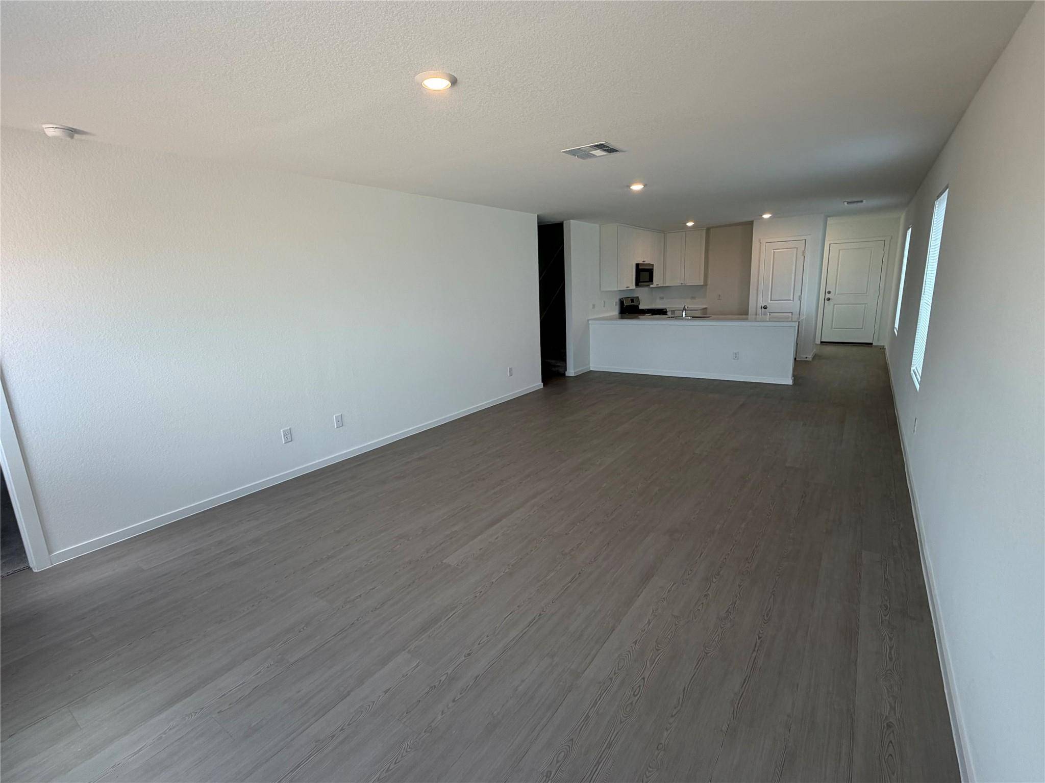 140 Twins TRL, Hutto, TX 78634