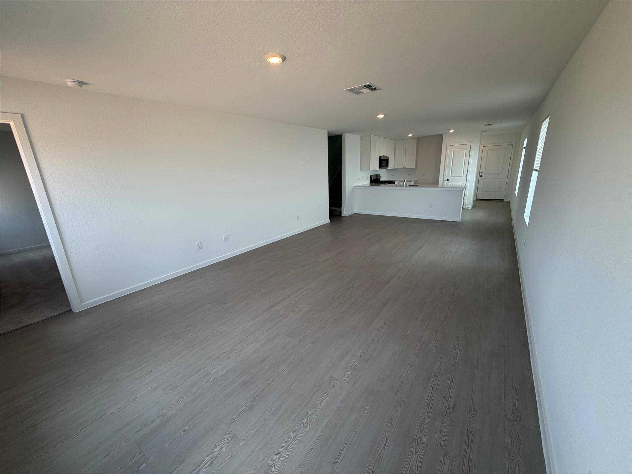152 Twins TRL, Hutto, TX 78634
