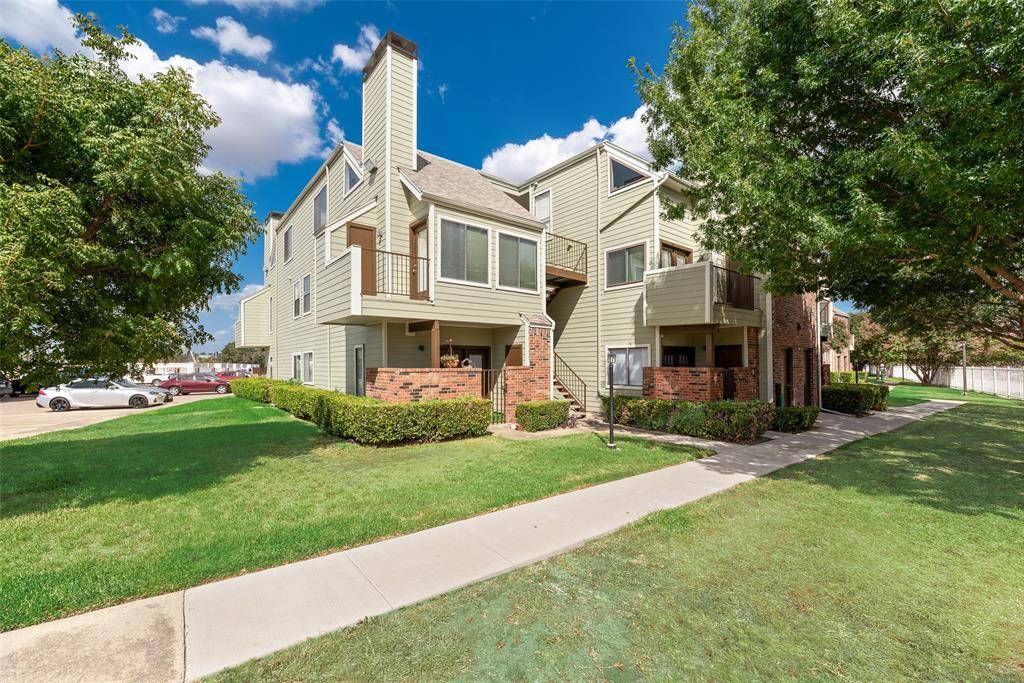 3129 Sondra Drive #102, Fort Worth, TX 76107