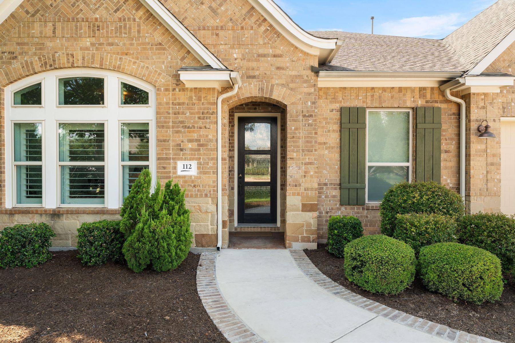 112 Barefoot Park LN, Georgetown, TX 78628