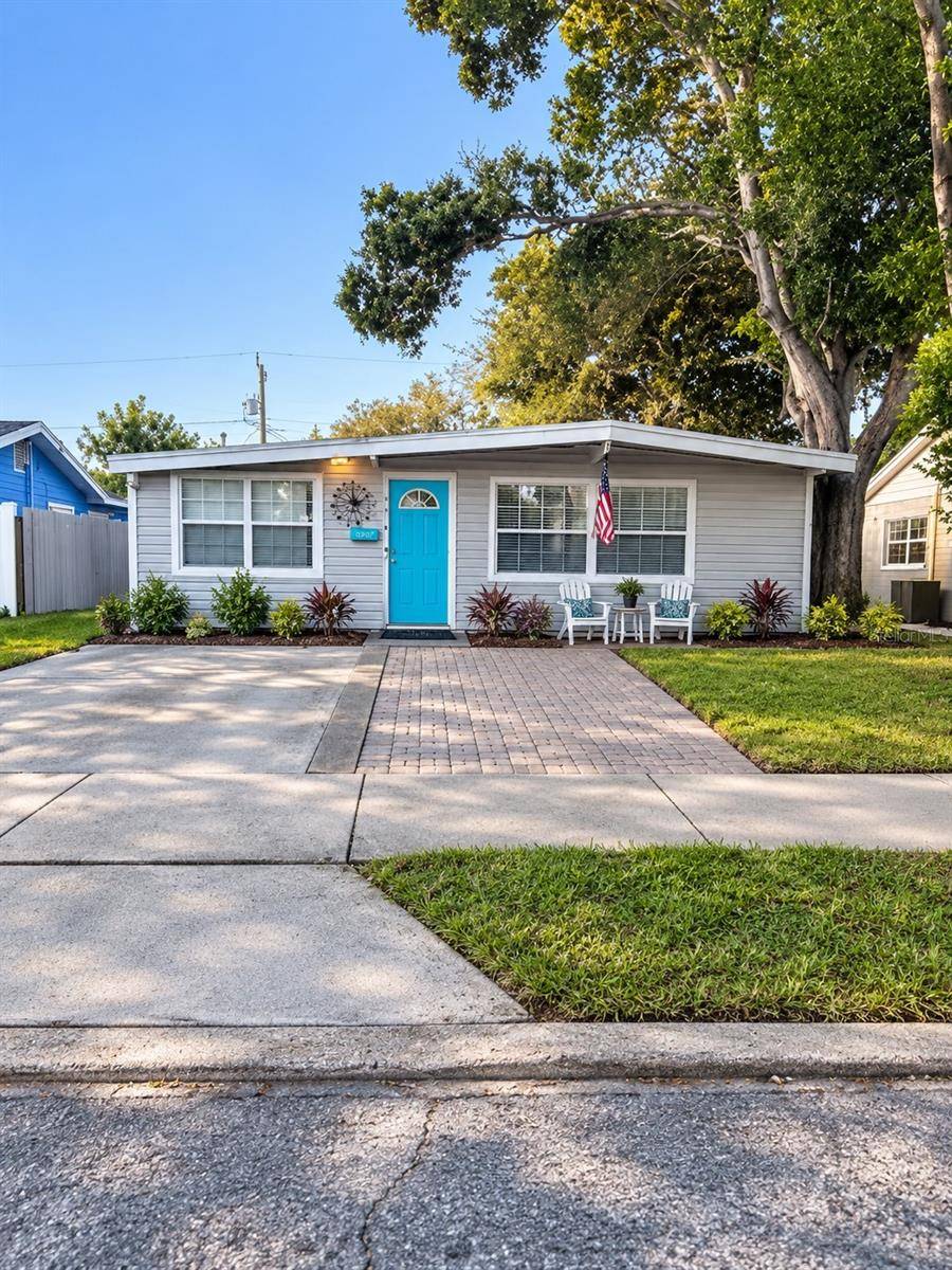 4218 12TH AVE N, St Petersburg, FL 33713