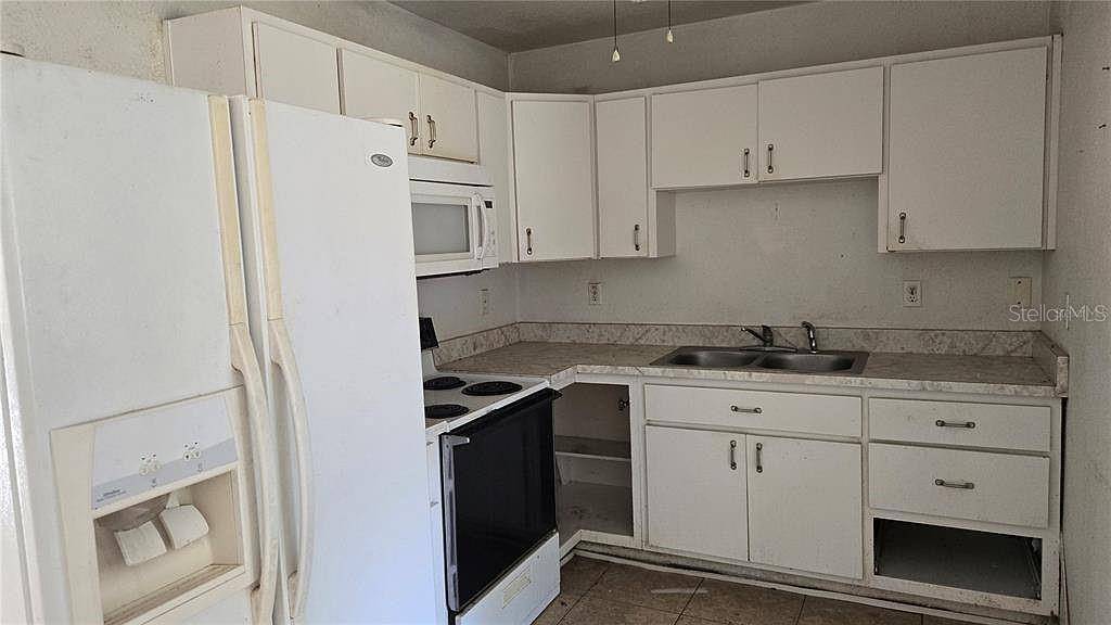 6404 SW 9TH AVE, Ocala, FL 34471