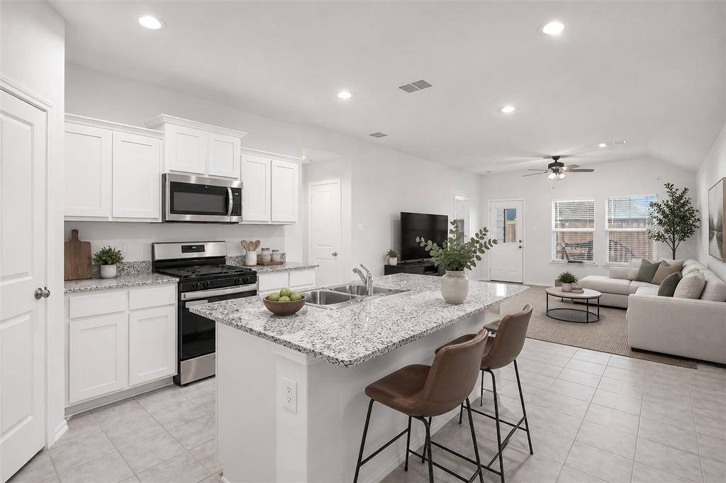 125 Running River, Boyd, TX 76023