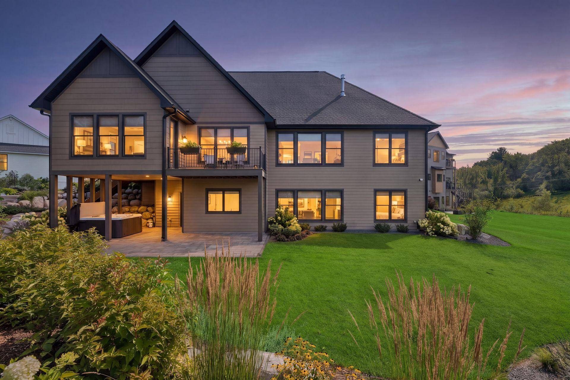 607 Heritage PL, Stillwater, MN 55082