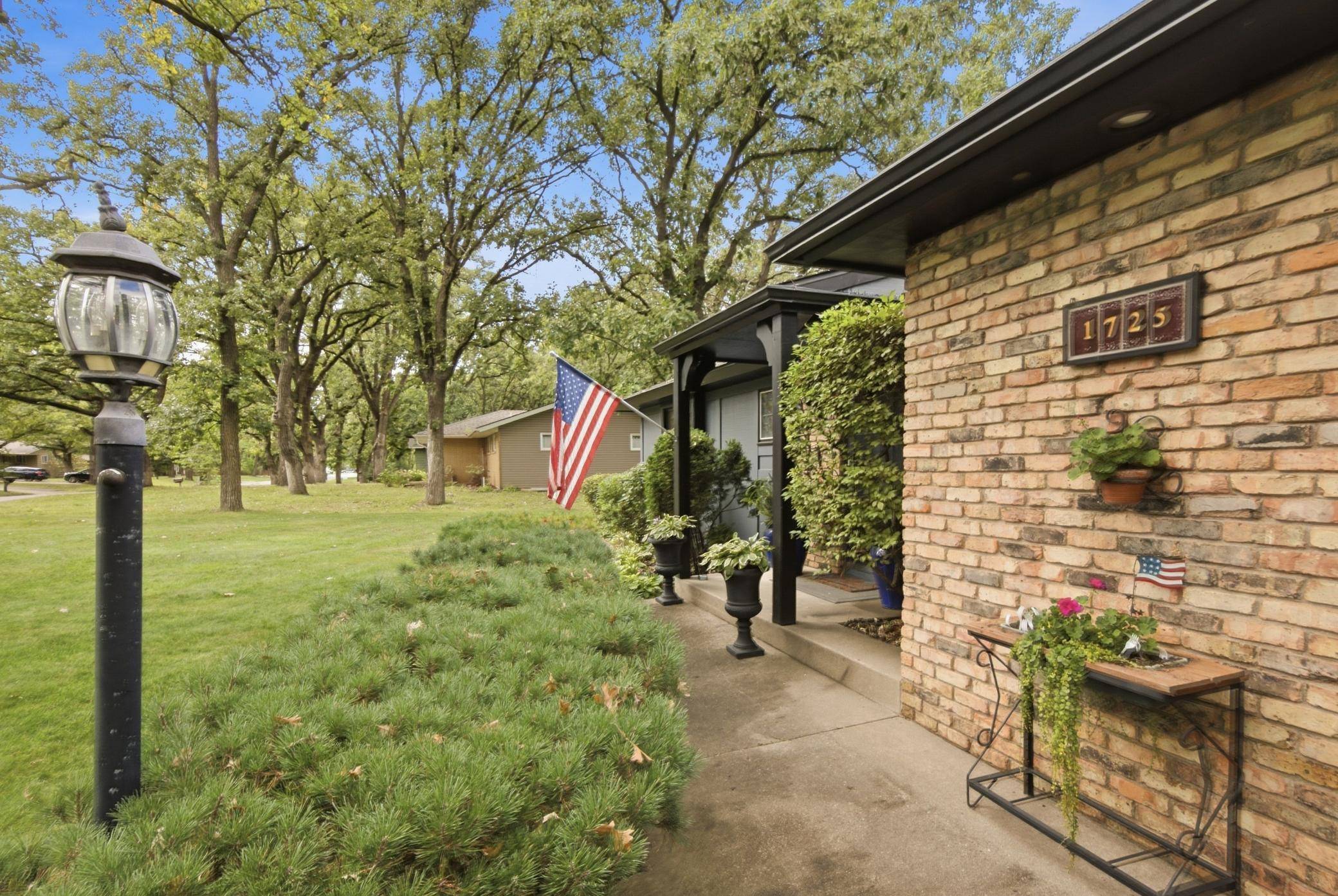 1725 Woodland RD, Saint Cloud, MN 56304