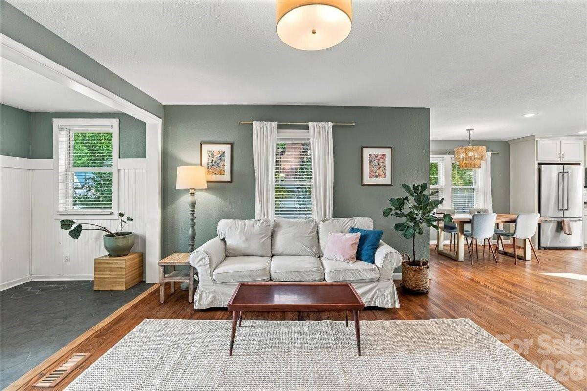 94 Pressley AVE, Brevard, NC 28712