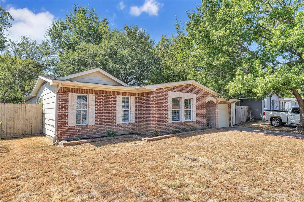 1314 E Lovers Lane, Arlington, TX 76010