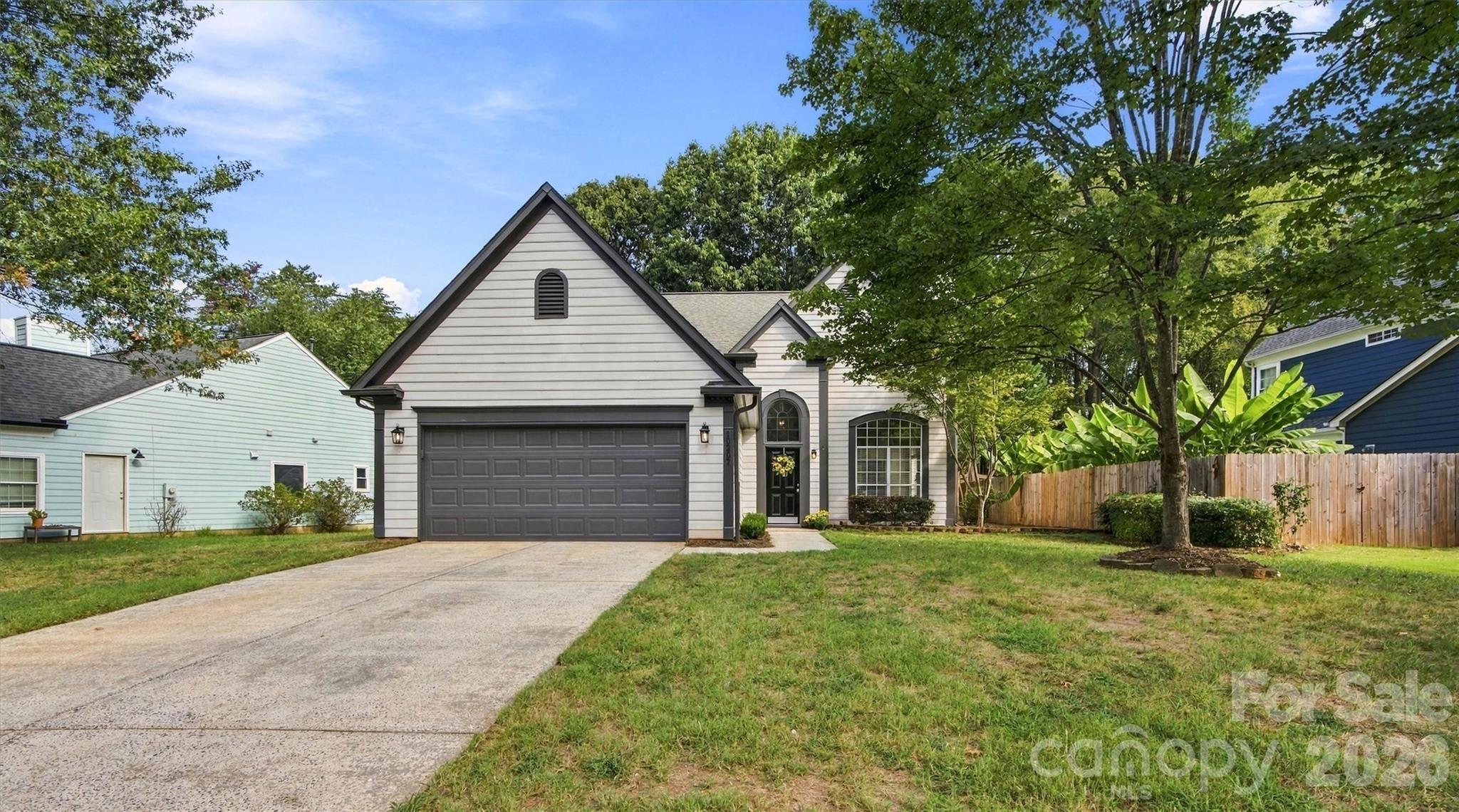 10207 Bon Meade LN, Cornelius, NC 28031