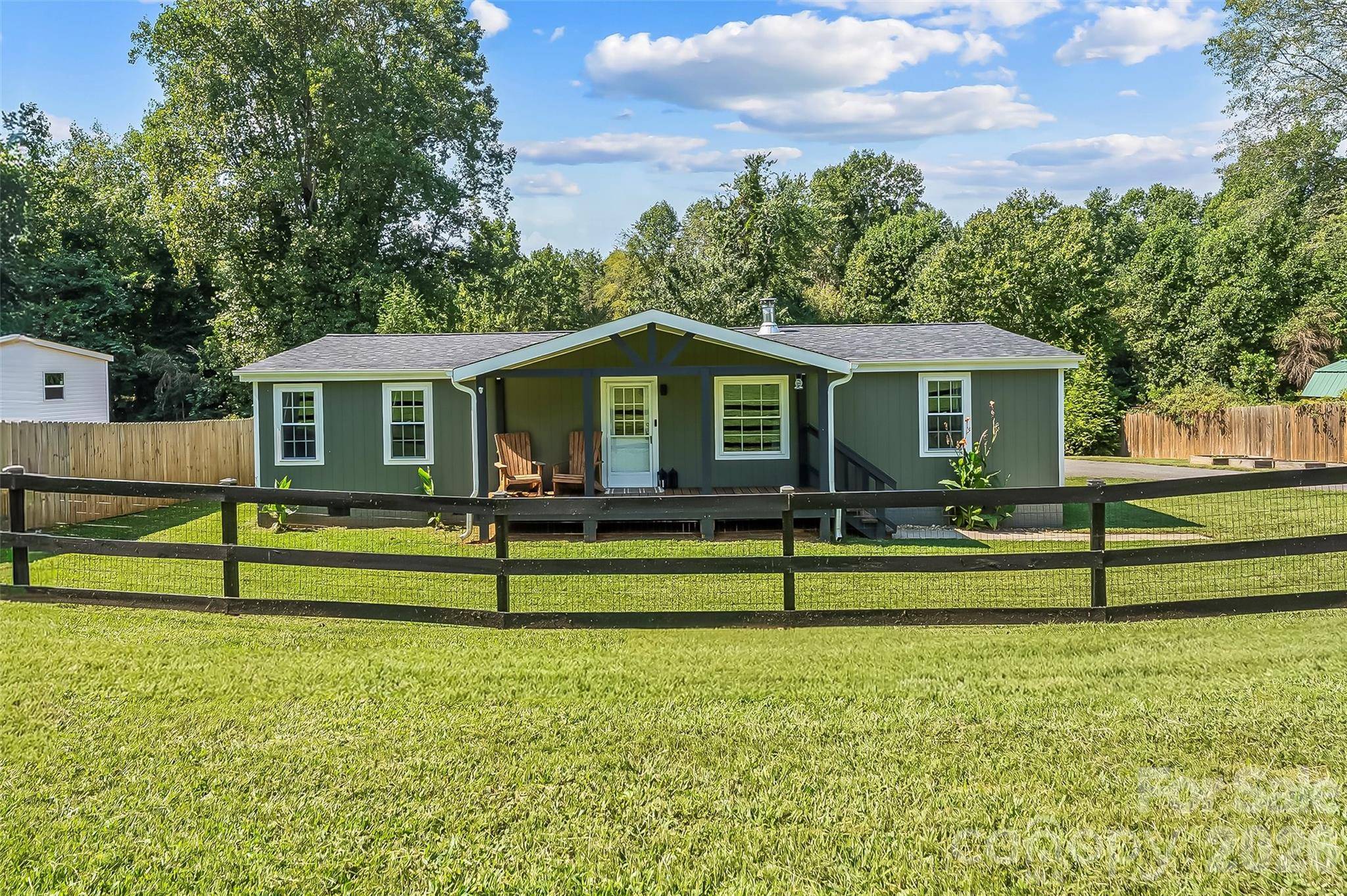 2495 Piney RD, Morganton, NC 28655