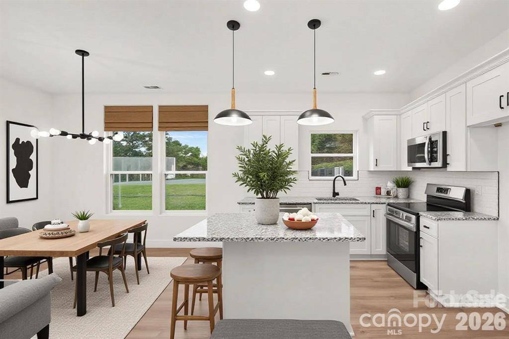 7523 Lawyers RD, Charlotte, NC 28227