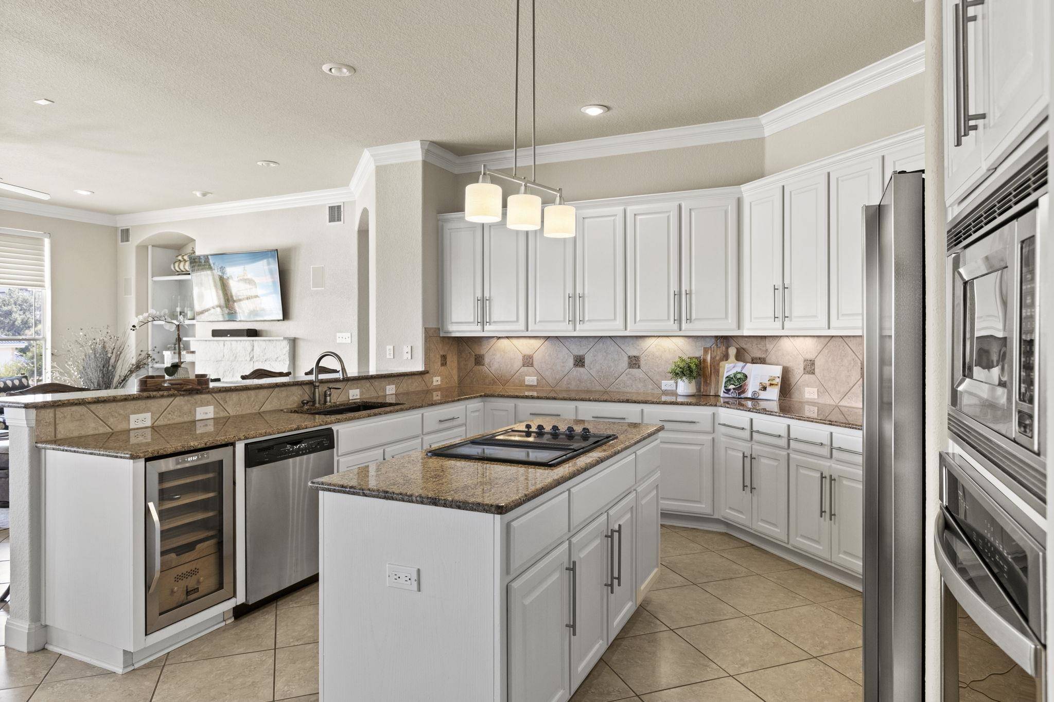 129 Florentine, Horseshoe Bay, TX 78657