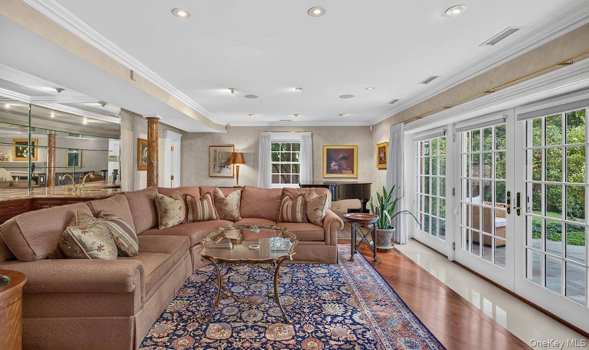 169 Clinton AVE, Dobbs Ferry, NY 10522