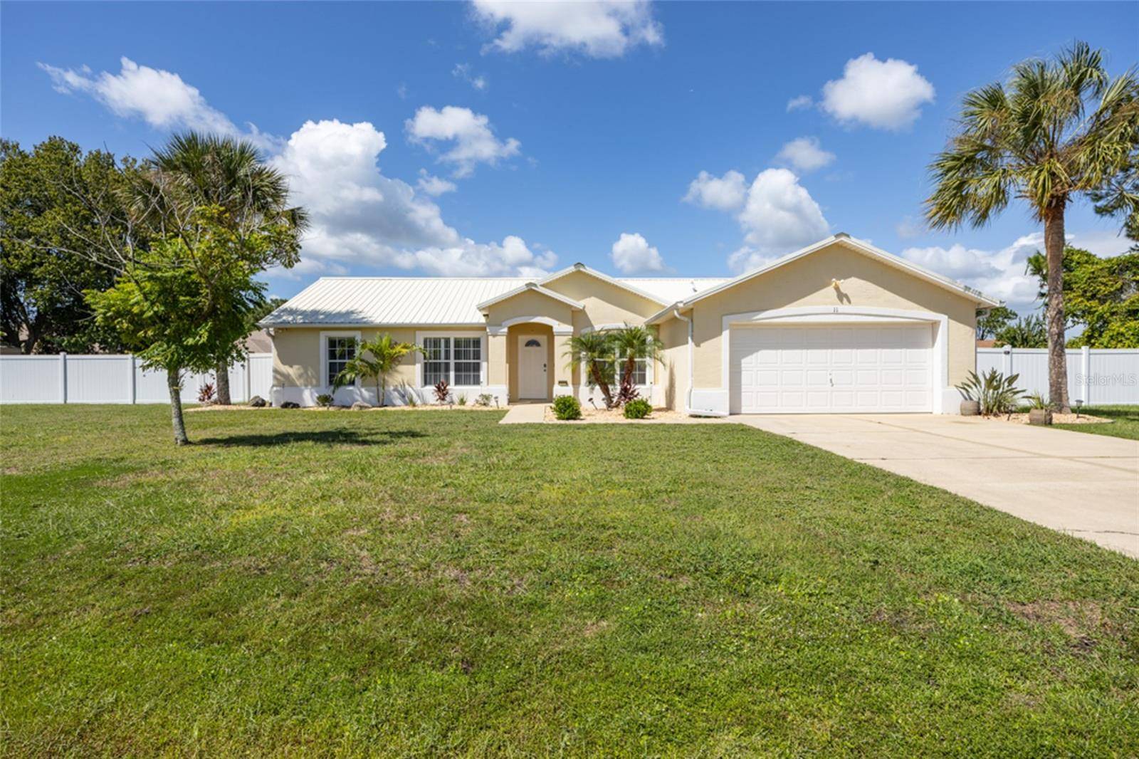 11 LANCASTER LN, Palm Coast, FL 32137