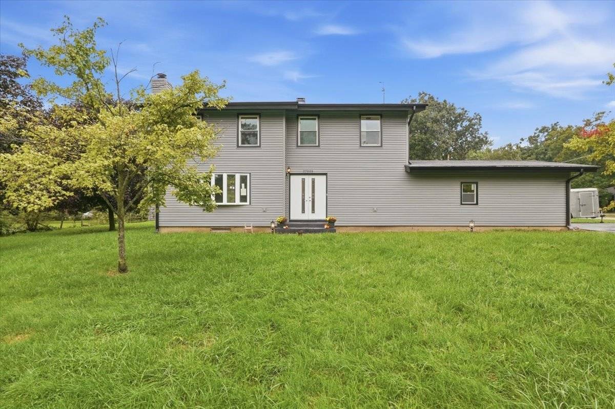 37860 N Metropolitan AVE, Beach Park, IL 60087