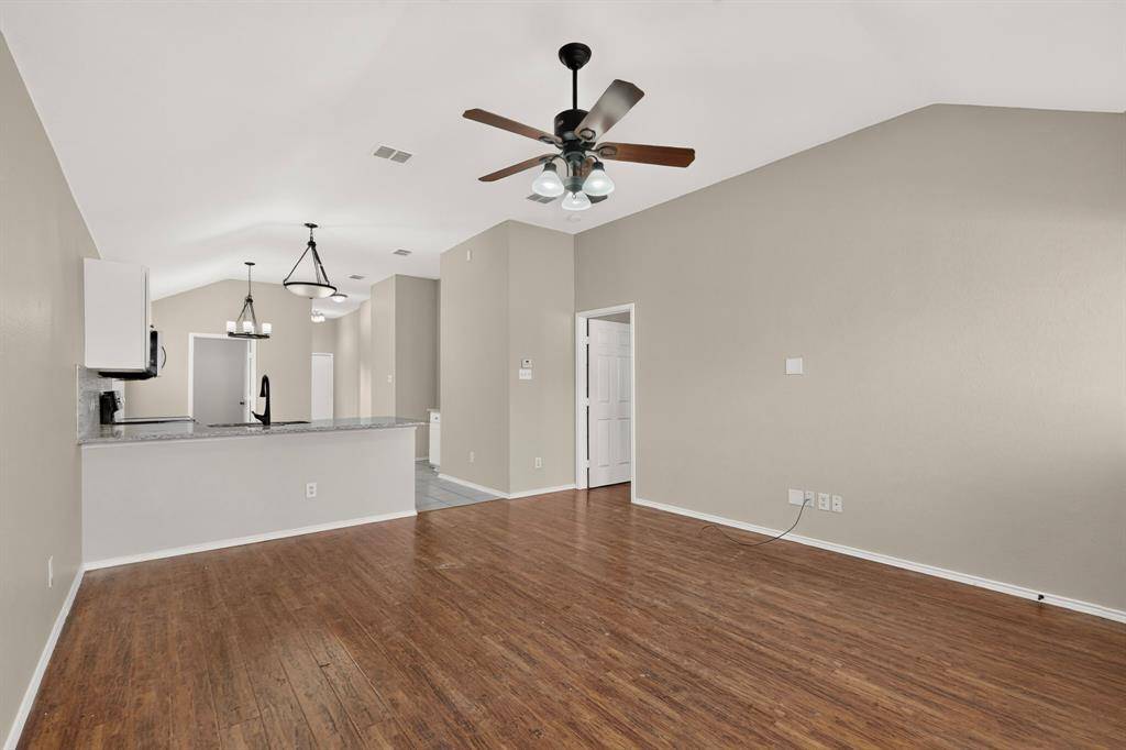 11529 Petunia Drive, Fort Worth, TX 76244