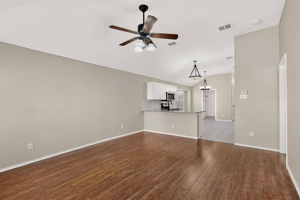 11529 Petunia Drive, Fort Worth, TX 76244