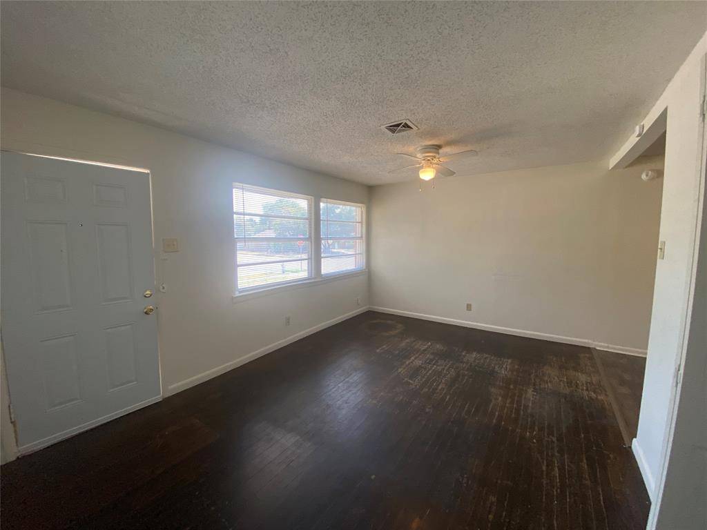 1701 Longview Street, Mesquite, TX 75149