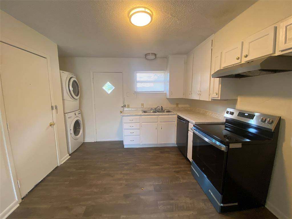 1701 Longview Street, Mesquite, TX 75149